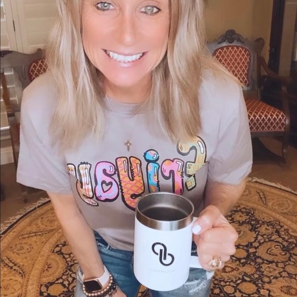 Graphic FriYAY tee